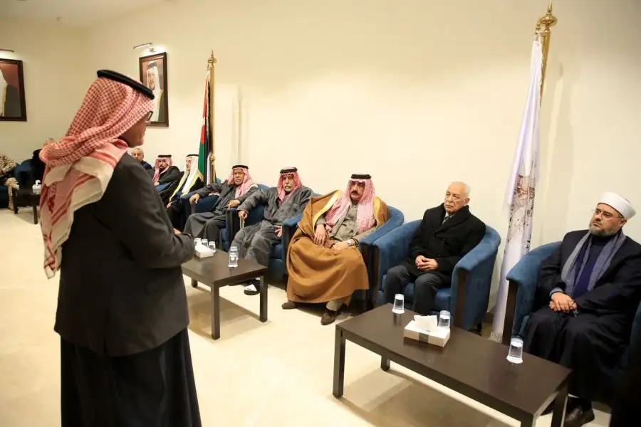 بالصور .. العيسوي يعزي الماضي