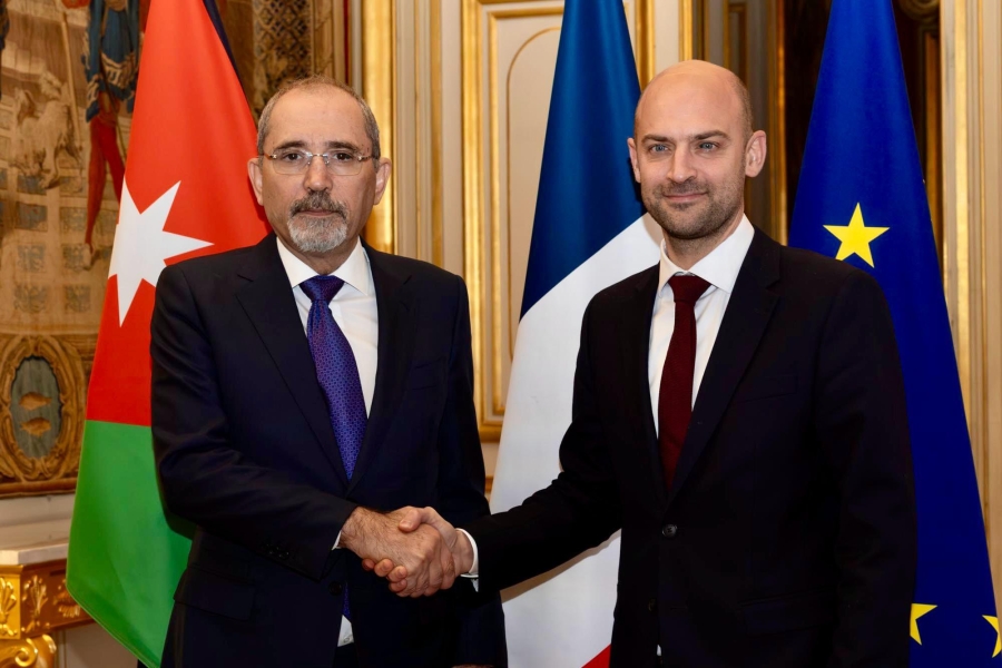 بالصور .. الصفدي يبحث مع نظيره الفرنسي التطورات في المنطقة