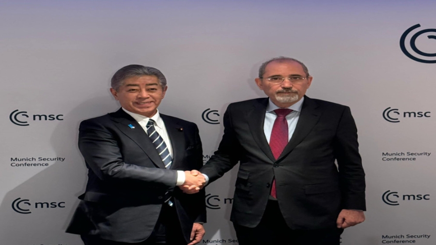 وزير الخارجية  يجري مباحثات أردنية يابانية موسعة في ميونخ