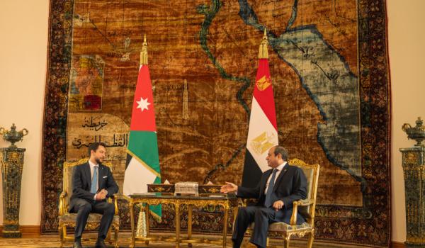 ولي العهد والرئيس المصري يؤكدان ضرورة تثبيت وقف إطلاق النار في غزة ومضاعفة المساعدات