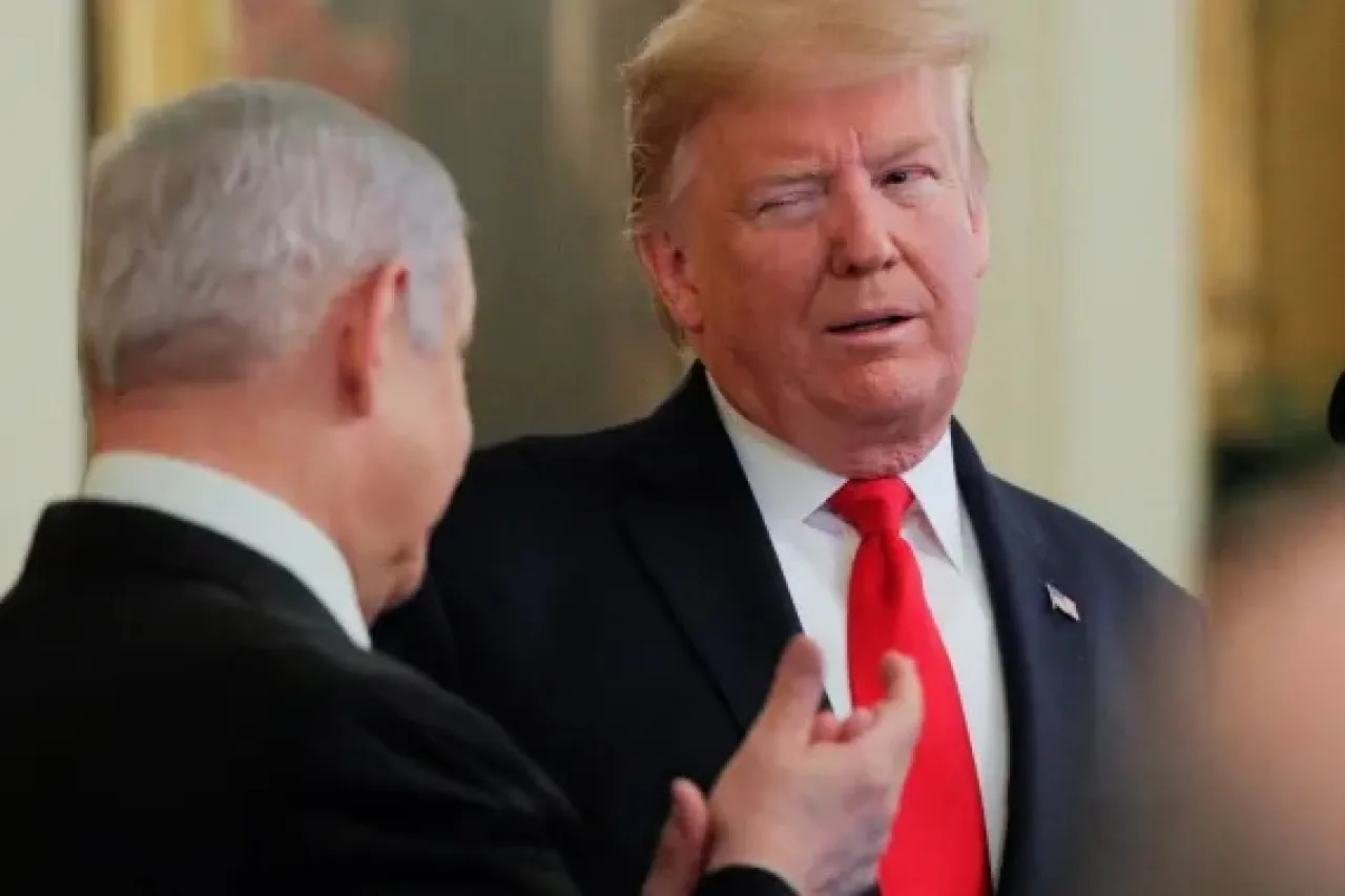 هآرتس: ترمب ونتنياهو خططا لجريمة القرن