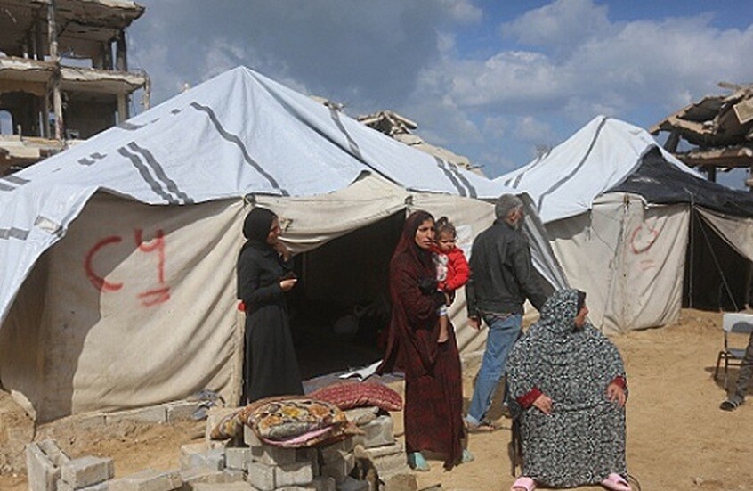 حكومة غزة: الاحتلال لا يزال يرفض إدخال المساعدات والمواد الإنسانية بكميات كافية