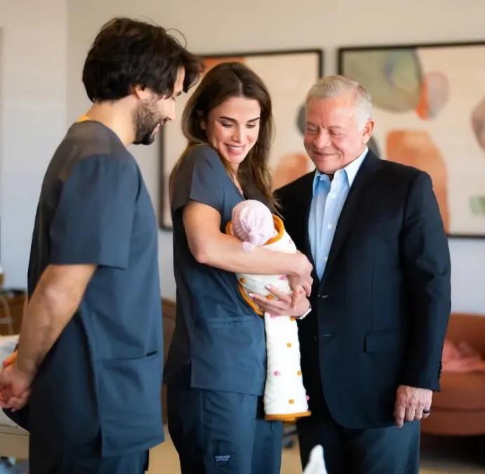 شاهد بالفيديو...الملكة رانيا: أمينة الغالية وسط العيلة