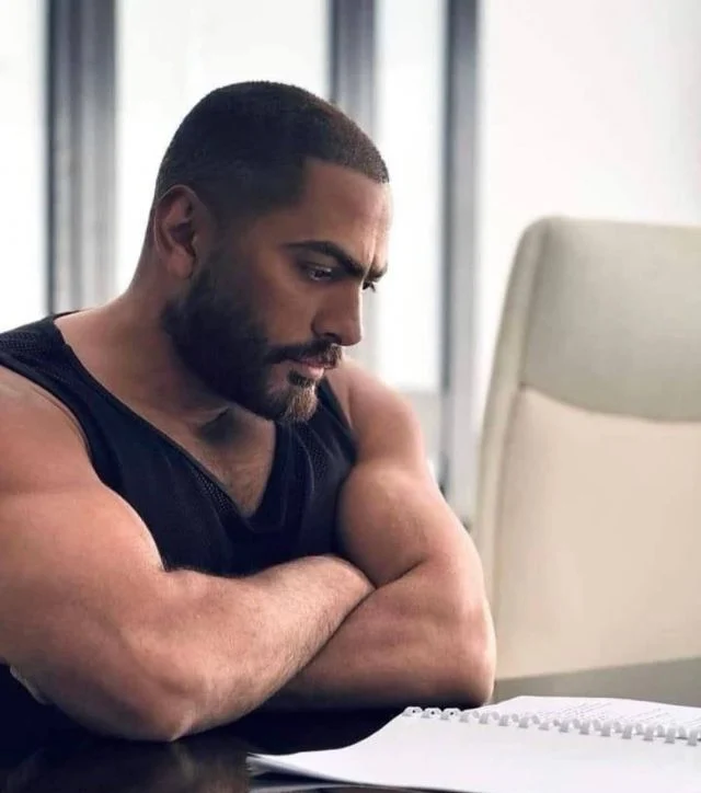 تامر حسني بأول ردّ حاسم على تصريحات طليقته