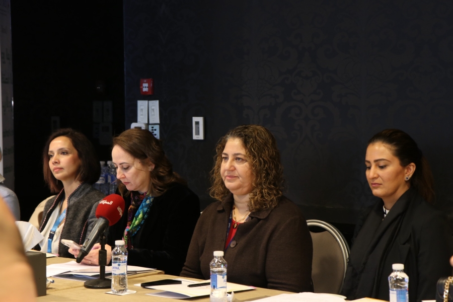 حلقة نقاشية لتعزيز مشاركة المرأة في الاقتصاد الأخضر