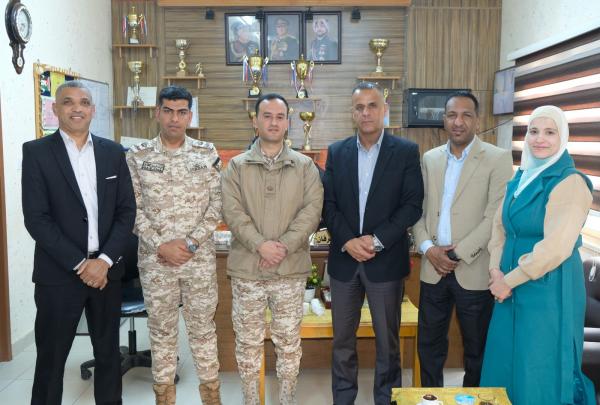 مدير تربية الشونة الجنوبية يتفقد مدارس سويمة