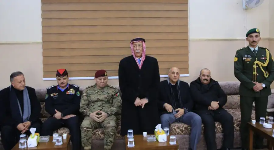 مندوبا عن الملك وولي العهد.. العيسوي يعزي الزبن والمطالقة والردايدة