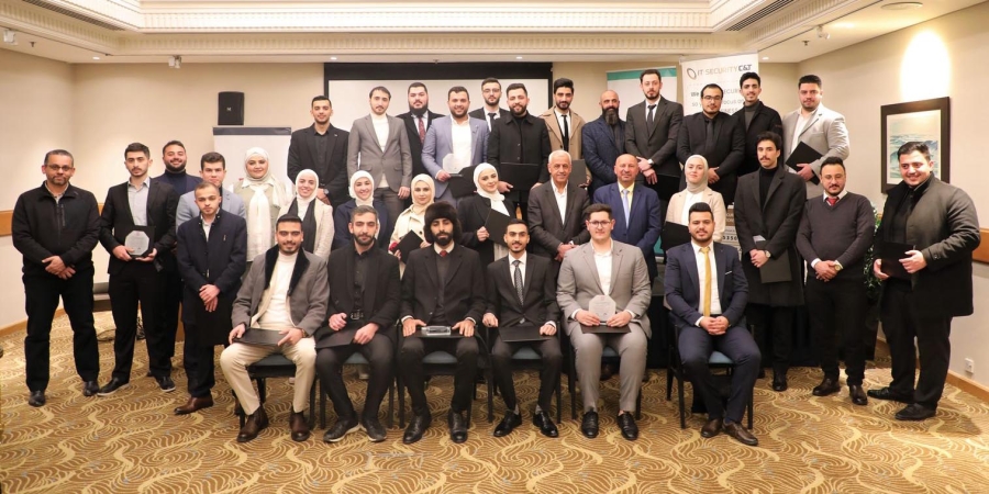 العلوم والتكنولوجيا تبحث ووفدا من مجلس الصيدلة الماليزي التعاون