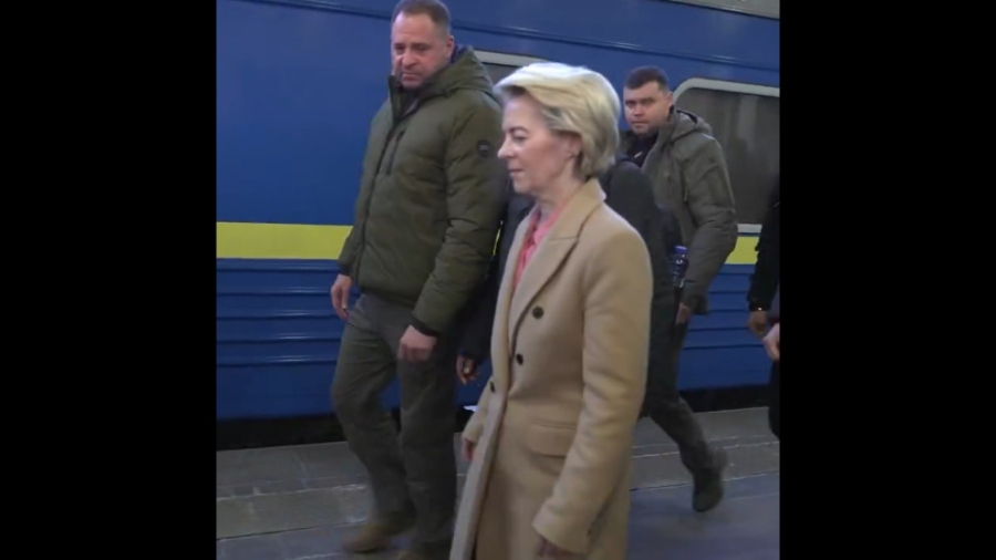 قادة الاتحاد الأوروبي يصلون إلى أوكرانيا في الذكرى الثالثة للحرب مع روسيا