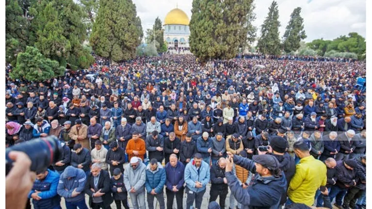 توصية إسرائيلية بفرض قيود على الصلاة بالأقصى خلال رمضان