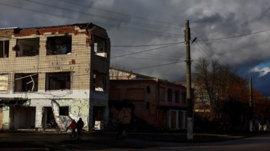 الاتحاد الأوروبي يتبنى حزمة عقوبات اقتصادية وفردية على روسيا