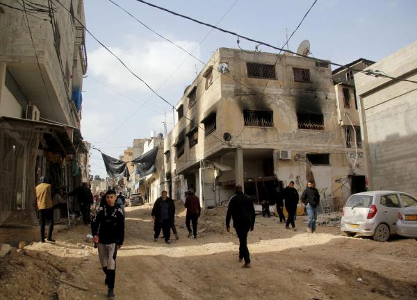 الاحتلال يجبر 12 ألف فلسطيني في مخيم طولكرم على النزوح قسراً