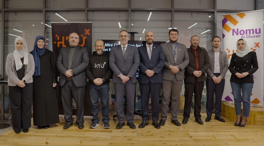 كلية تكنولوجيا المعلومات بجامعة الزرقاء تشارك في مبادرة (نموHTUx)