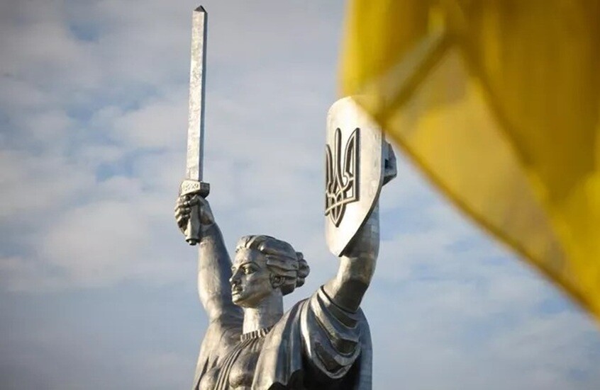 إعلام: أوكرانيا توافق على صفقة المعادن النادرة مع الولايات المتحدة