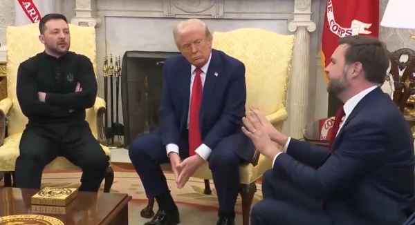 كارثة وعرض فاضح .. برلمانيون أمريكيون يعلقون على لقاء ترامب وزيلينسكي
