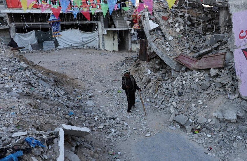 من سيتولى مسؤولية مهام الأمن وإنفاذ القانون في غزة؟