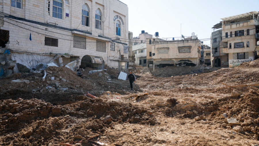 الاحتلال يواصل عدوانه على مدينة طولكرم ومخيميها لليوم 35 على التوالي