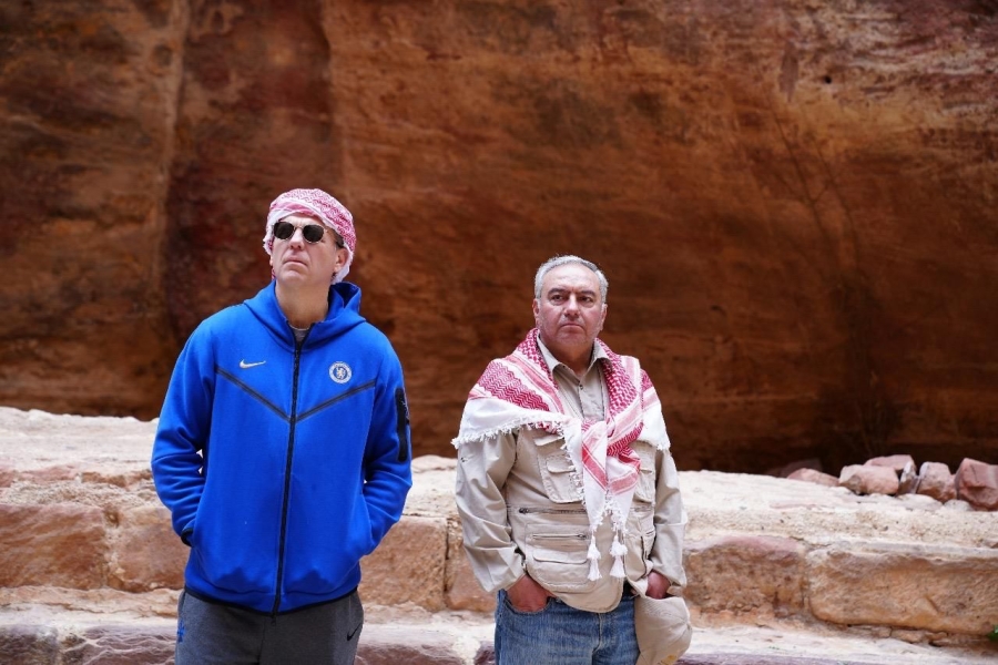 رئيس نادي تشيلسي الإنجليزي يزور البترا