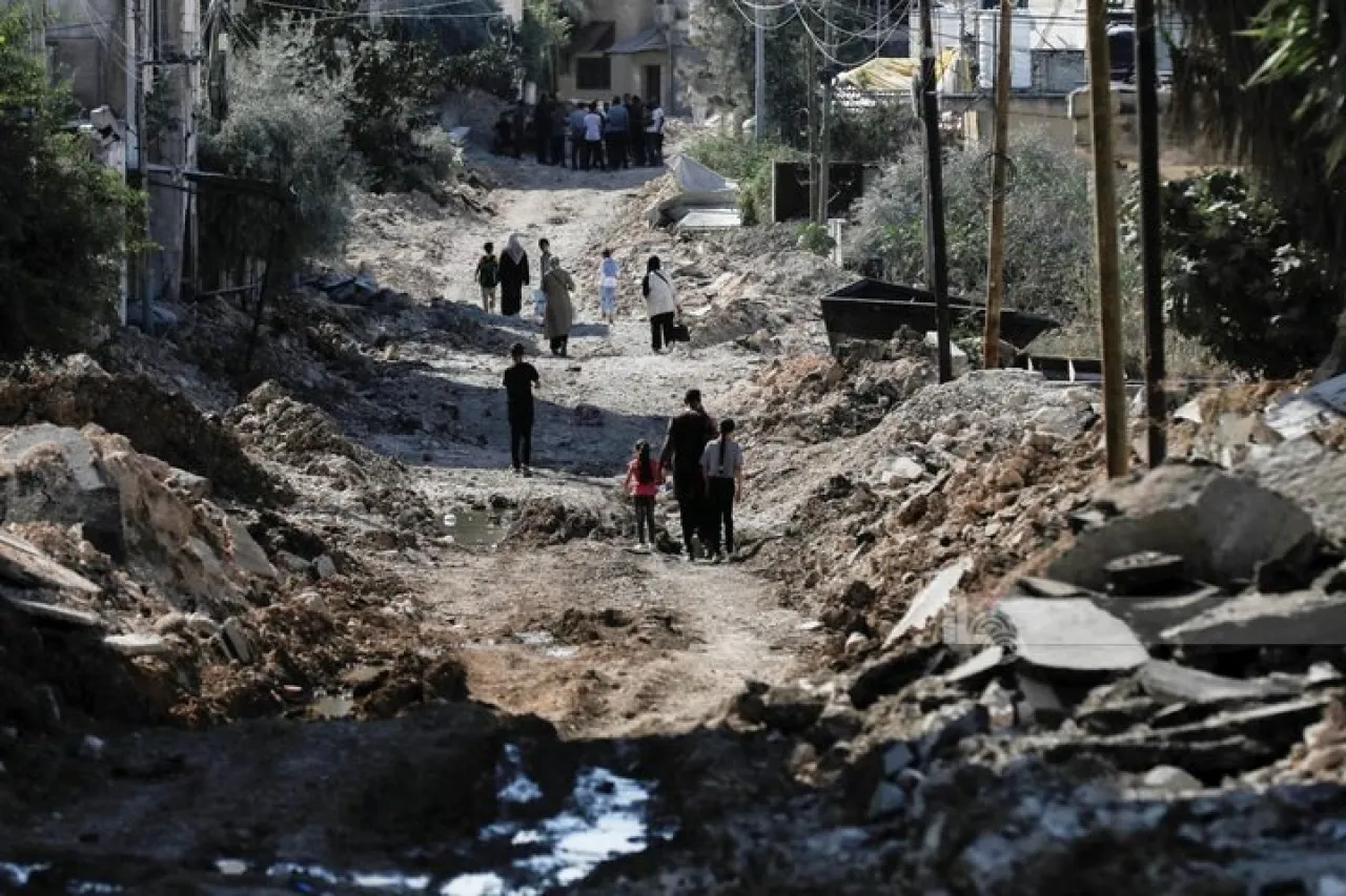 الاحتلال يخطر بهدم 17 منزلا في مخيم نور شمس شرق طولكرم