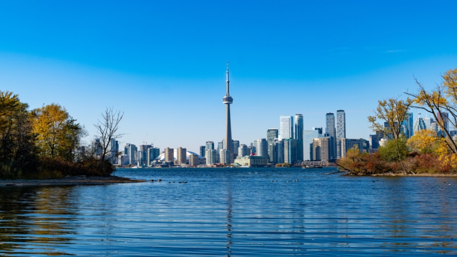 إصابة 11 على الأقل في إطلاق نار في تورونتو بكندا