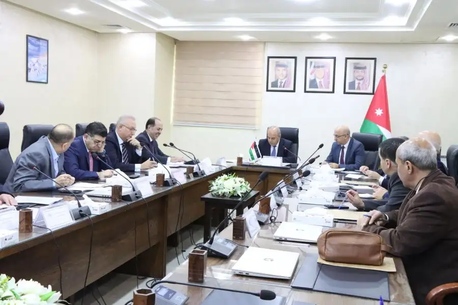 بالصور...محافظة يلتقي رؤساء الجامعات الأردنية الرسمية