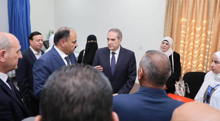 وزير الصحة يفتتح مركز صحي العرين الأولي في لواء الجيزة