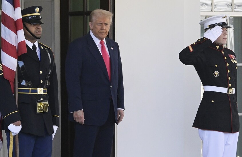 ترامب: الولايات المتحدة ستفوز في المعركة التجارية مع الاتحاد الأوروبي