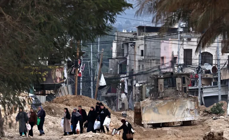 الاحتلال يحرق منازل في جنين وطولكرم ويواصل الاعتقالات بالضفة