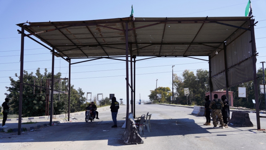 السلطات السورية تتهم حزب الله بقتل ثلاثة جنود