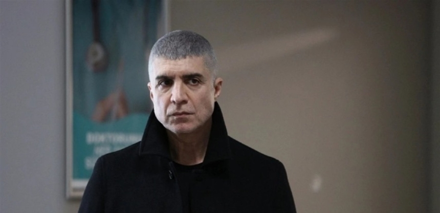 بالتفاصيل... خلاف عائليّ حادّ بين ممثل تركيّ وشقيقه