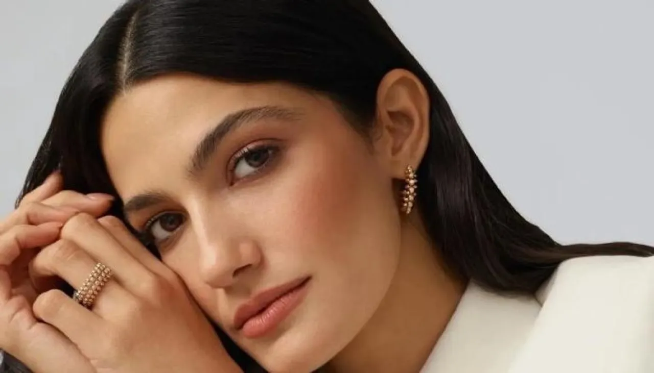 تارا عماد تكشف تفاصيل علاقتها بوالدها: «لا أريد أي صلة به سوى في جنازته والعزاء»