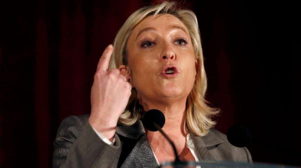 محكمة فرنسية تقضي بحبس زعيمة اليمين المتطرف مارين لوبان سنتين