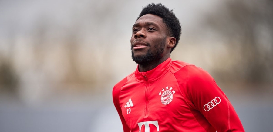 بعد الرباط الصليبي.. ديفيز يكسر حاجز الصمت