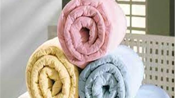 بعد انتهاء فصل الشتاء 2025.. أفضل طريقة لغسيل البطانية بسهولة