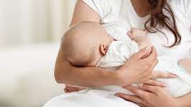 تؤذي الطفل .. 3 أطعمة لا يجب تناولها مع الرضاعة الطبيعية