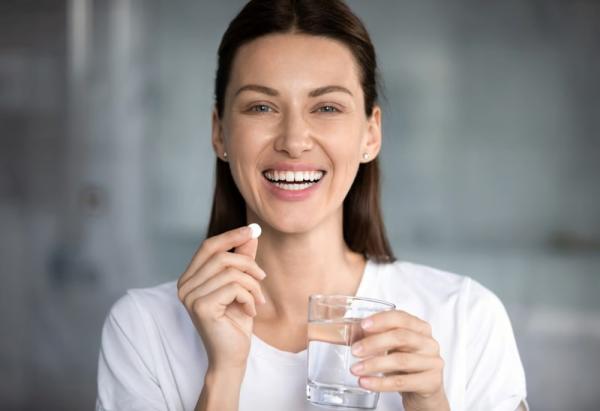 فيتامين آمن للشعر والأظافر .. دون وصفة طبية