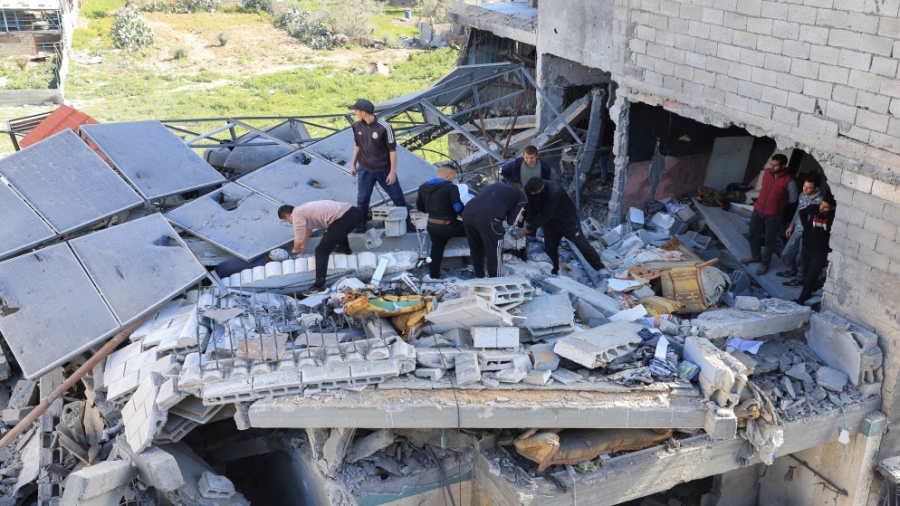 شهداء ومصابون في قصف الاحتلال المتواصل على خان يونس