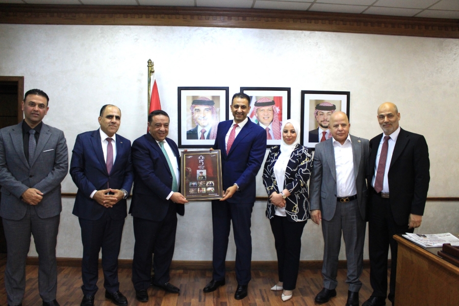 الاقتصاد والاستثمار بالنواب تزور شركة البريد الأردني
