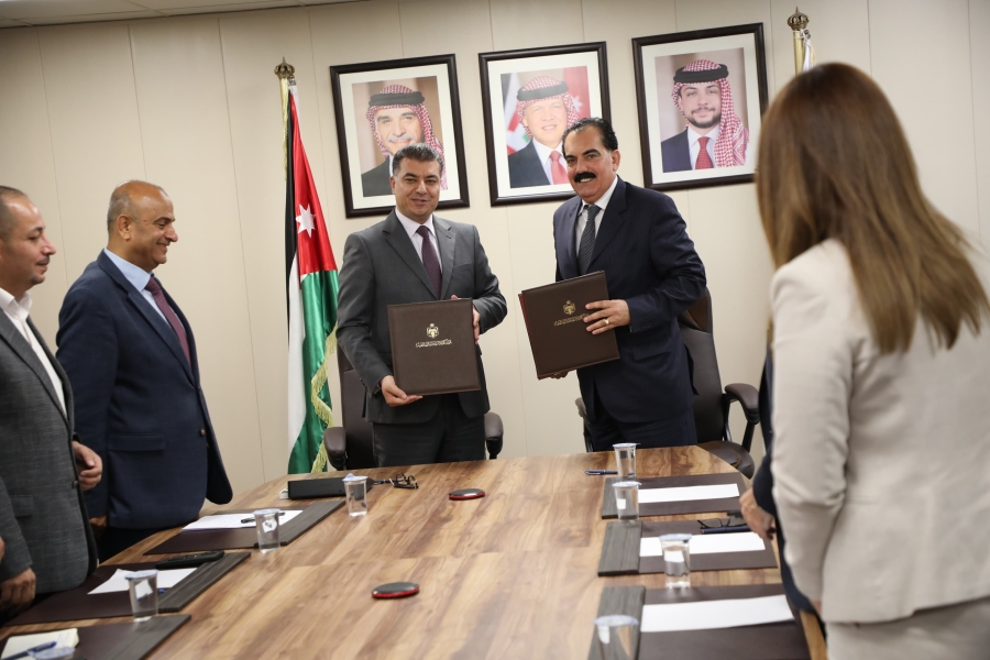 اتفاقية تعاون بين وزارة الزراعة والشركة الماسية لدعم الصناعات الغذائية
