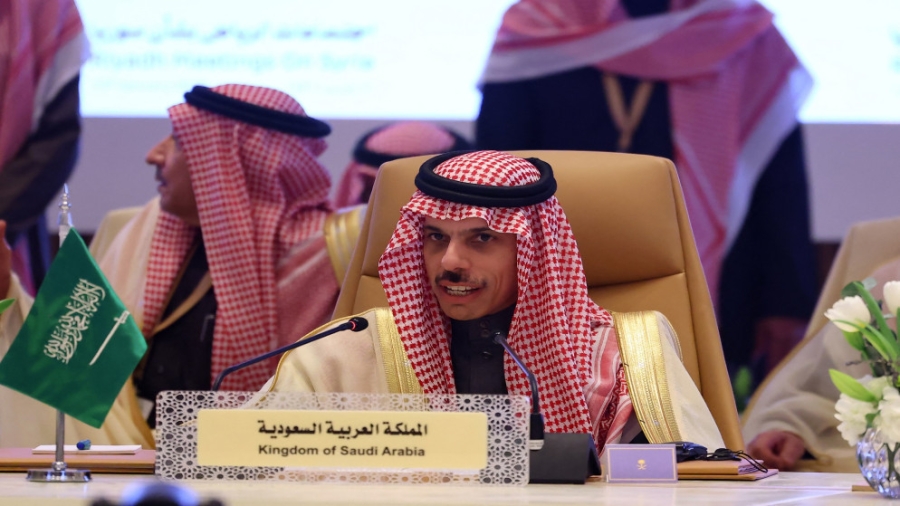 وزير الخارجية السعودي في واشنطن للتخطيط لزيارة ترامب