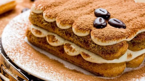 خطوات عمل التراميسو الأصلي.. حلو إيطالي بمذاق القهوة الرائعة