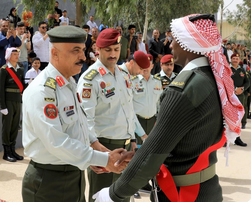 تخريج دورة مستجدين من مدرسة الأمير هاشم بن الحسين لتدريب القوات الخاصة