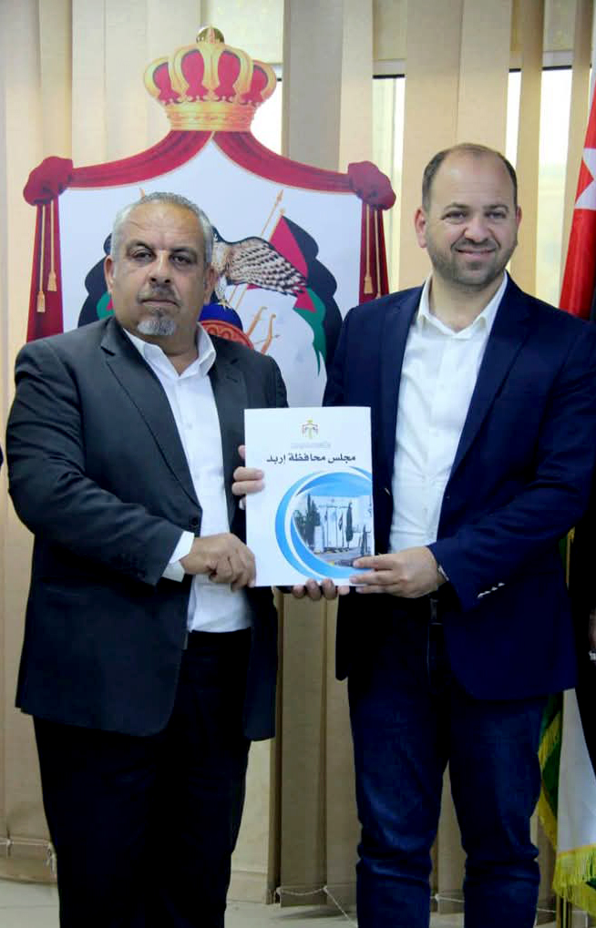 بحث التعاون بين بلدية الرمثا ومجلس محافظة إربد