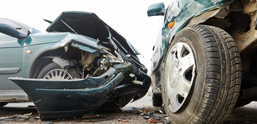 كانت برفقة إبنتها .. فنانة تعرّضت لحادث سير مروّع وهذا وضعها الصحيّ