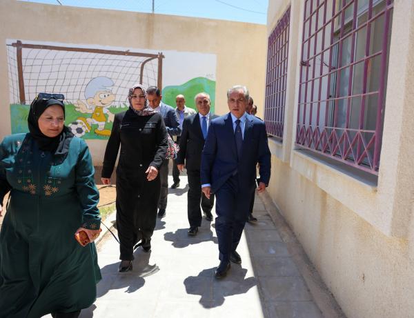 حسان يوجه بدراسة تأسيس صناديق تمويل ميسرة للمعلمين والمعلمات