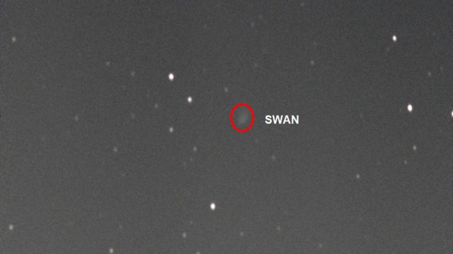 رصد مذنب سوان حديث الاكتشاف من سماء الأردن