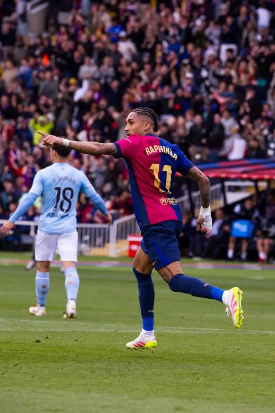 في الثانية الاخيرة.. رافينيا يقود برشلونة لـ ريمونتدادا خيالية امام سلتا فيغو