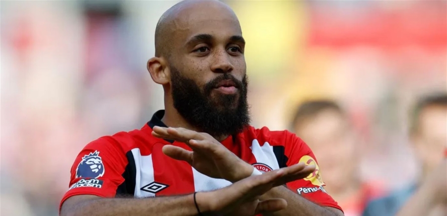 ليفربول يخطط لدعم محمد صلاح بالتعاقد مع نجم كاميروني