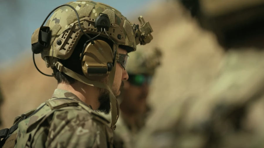 بث مقطع من سلسلة فيديوهات تغطي خدمة ولي العهد العسكرية