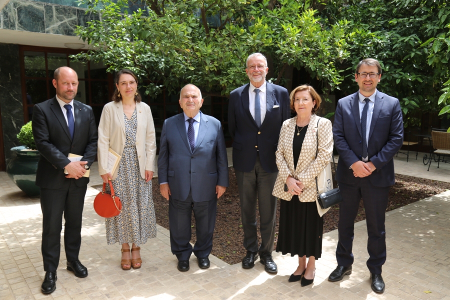 الأمير حسن يلتقي وفدين من مجلس الشيوخ الفرنسي والكونغرس الأميركي